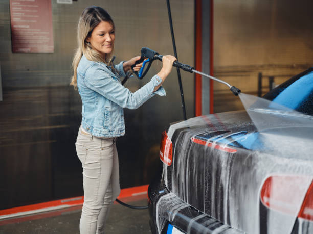 Garage Pressure Washing in Walnut, IL